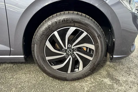 DE72MRX Volkswagen Polo 1.0 TSI Life 5dr | App Connect | Rain Sensors Thumbnail #10