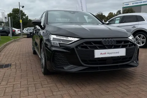 KP25NLJ Audi A3 Black Edition 35 TFSI  150 PS S tronic Thumbnail #9