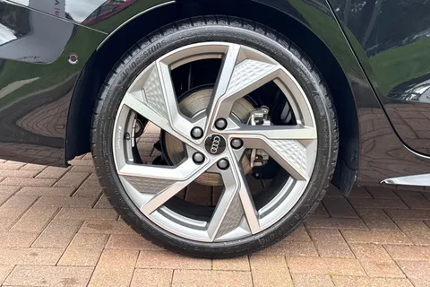 KP25NLJ Audi A3 Black Edition 35 TFSI  150 PS S tronic Thumbnail #11