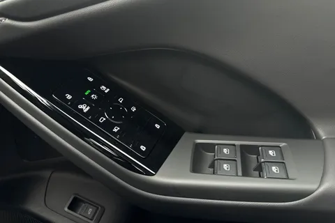  Audi Q6 E-Tron 100kWh Sport Auto quattro 5dr Thumbnail #39