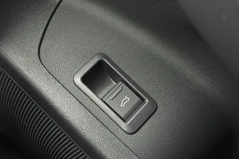  Audi Q6 E-Tron 100kWh Sport Auto quattro 5dr Thumbnail #49