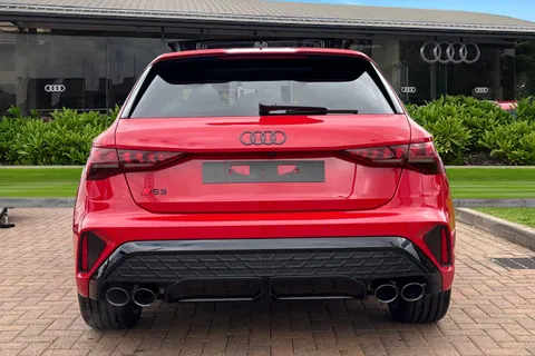  Audi S3 2.0 TFSI Black Edition Sportback S Tronic quattro Euro 6 (s/s) 5dr Thumbnail #5