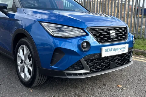 DE73HRR SEAT Arona 1.0 TSI FR Euro 6 (s/s) 5dr Thumbnail #9