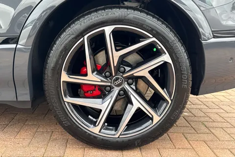  Audi Q6 E-Tron 100kWh Edition 1 Sportback Auto quattro 5dr Thumbnail #13