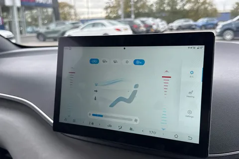 DF25XLU BYD Dolphin Surf 43.2kWh Comfort Auto 5dr Thumbnail #19