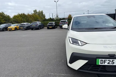 DF25XLU BYD Dolphin Surf 43.2kWh Comfort Auto 5dr Thumbnail #25