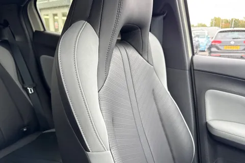 DF25XLU BYD Dolphin Surf 43.2kWh Comfort Auto 5dr Thumbnail #60