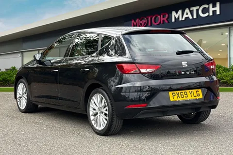 PX69YLG SEAT Leon 1.0 TSI SE Dynamic Euro 6 (s/s) 5dr Thumbnail #3