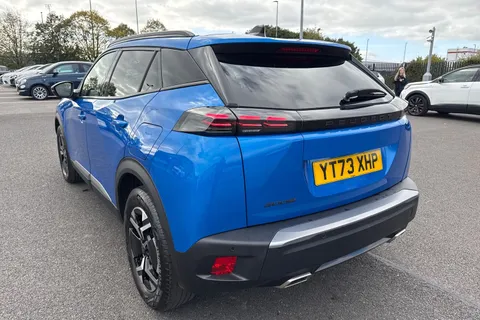 YT73XHP PEUGEOT 2008 1.2 PureTech Allure EAT Euro 6 (s/s) 5dr Thumbnail #8