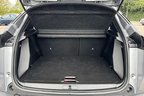 GK24UCP PEUGEOT e-2008 50kWh GT Auto 5dr (7kW Charger) Thumbnail #7