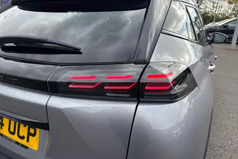 GK24UCP PEUGEOT e-2008 50kWh GT Auto 5dr (7kW Charger) Thumbnail #8