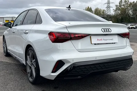 PN25HGX Audi A3 Black Edition 35 TFSI 150 PS S tronic Thumbnail #8