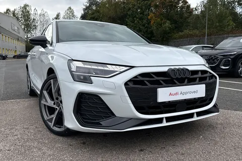 PN25HGX Audi A3 Black Edition 35 TFSI 150 PS S tronic Thumbnail #9