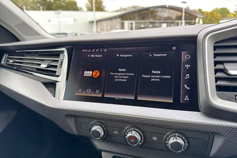 DA25JNX Audi A1 Sport 30 TFSI  116 PS S tronic Thumbnail #31