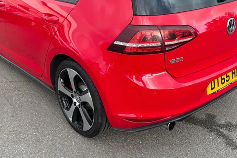 DT65HBH Volkswagen Golf 2.0 TSI GTI 5dr | Parking Sensors | Navigation Thumbnail #7