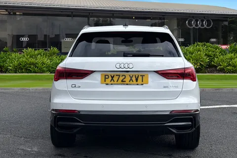 PX72XVT Audi Q3 Black Edition 35 TFSI 150 PS S tronic Thumbnail #5