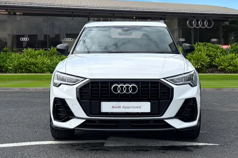 PX72XVT Audi Q3 Black Edition 35 TFSI 150 PS S tronic Thumbnail #6