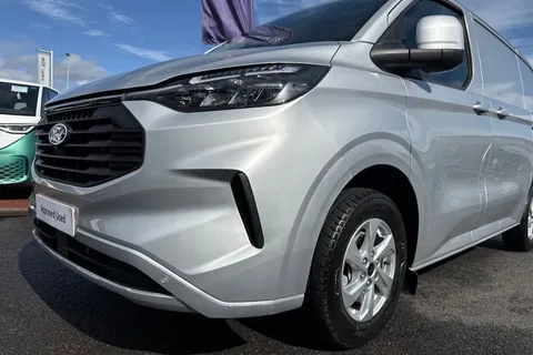 MF74WXA Ford Transit Custom 2.0 EcoBlue 170ps H1 Van Limited Auto-Tailgate-NAV Thumbnail #31