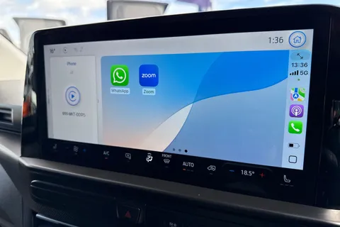 MF74WXA Ford Transit Custom 2.0 EcoBlue 170ps H1 Van Limited Auto-Tailgate-NAV Thumbnail #38