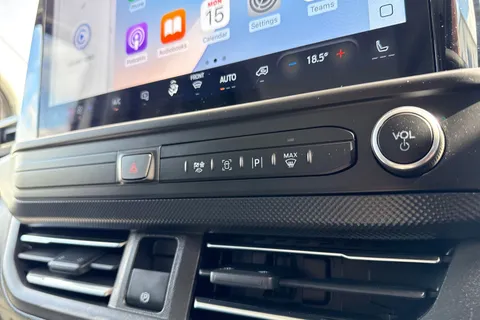 MF74WXA Ford Transit Custom 2.0 EcoBlue 170ps H1 Van Limited Auto-Tailgate-NAV Thumbnail #48