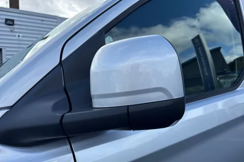 MF74WXA Ford Transit Custom 2.0 EcoBlue 170ps H1 Van Limited Auto-Tailgate-NAV Thumbnail #56