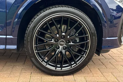 DK74XKU Audi Q2 Black Edition 35 TFSI  150 PS S tronic Thumbnail #11