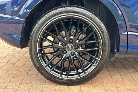 DK74XKU Audi Q2 Black Edition 35 TFSI  150 PS S tronic Thumbnail #12