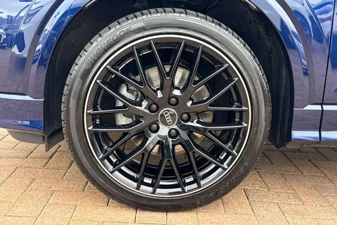 DK74XKU Audi Q2 Black Edition 35 TFSI  150 PS S tronic Thumbnail #13