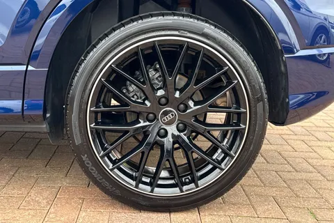 DK74XKU Audi Q2 Black Edition 35 TFSI  150 PS S tronic Thumbnail #14