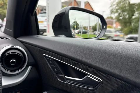 DK74XKU Audi Q2 Black Edition 35 TFSI  150 PS S tronic Thumbnail #22