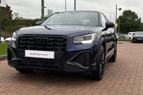 DK74XKU Audi Q2 Black Edition 35 TFSI  150 PS S tronic Thumbnail #26