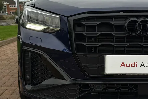 DK74XKU Audi Q2 Black Edition 35 TFSI  150 PS S tronic Thumbnail #29