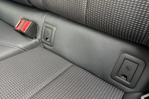 DK74XKU Audi Q2 Black Edition 35 TFSI  150 PS S tronic Thumbnail #36