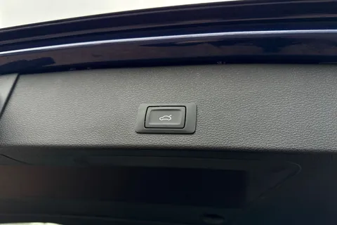 DK74XKU Audi Q2 Black Edition 35 TFSI  150 PS S tronic Thumbnail #41