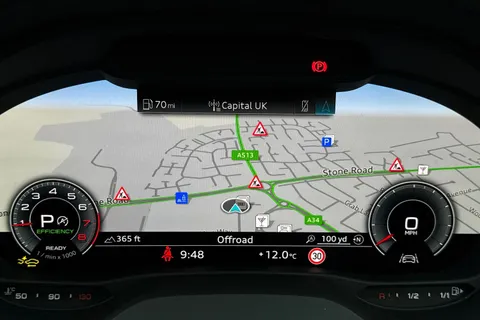 DK74XKU Audi Q2 Black Edition 35 TFSI  150 PS S tronic Thumbnail #53