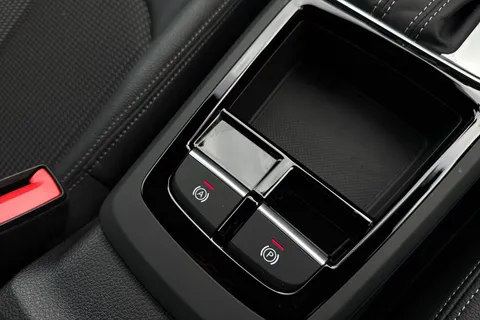 DK74XKU Audi Q2 Black Edition 35 TFSI  150 PS S tronic Thumbnail #60