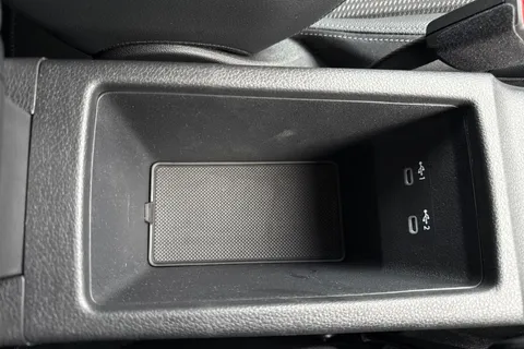 DK74XKU Audi Q2 Black Edition 35 TFSI  150 PS S tronic Thumbnail #61