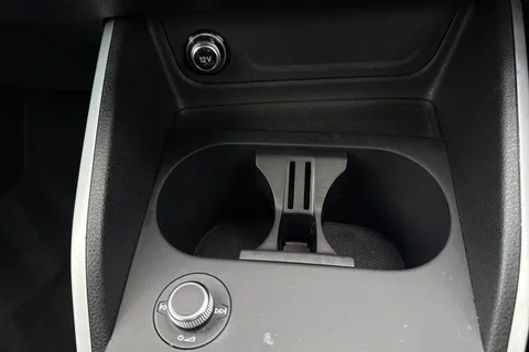 DK74XKU Audi Q2 Black Edition 35 TFSI  150 PS S tronic Thumbnail #62