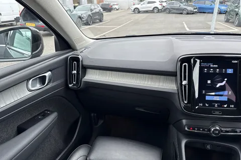 LL22SXU Volvo Xc40 1.5h T5 Recharge 10.7kWh Ultimate Bright Auto Euro 6 (s/s) 5dr Thumbnail #21