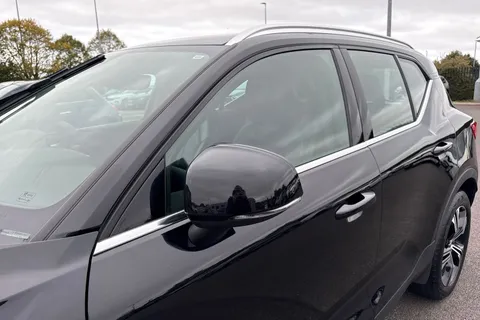 LL22SXU Volvo Xc40 1.5h T5 Recharge 10.7kWh Ultimate Bright Auto Euro 6 (s/s) 5dr Thumbnail #31