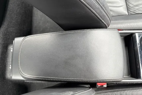 LL22SXU Volvo Xc40 1.5h T5 Recharge 10.7kWh Ultimate Bright Auto Euro 6 (s/s) 5dr Thumbnail #56