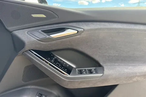 PF25AVR Audi Q6 E-Tron Q6 SUV Edition 1 e-tron performance  225,00 kW Thumbnail #21