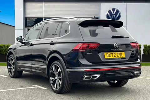 DX72ZVL Volkswagen Tiguan Allspace 1.5 TSI R-Line 5dr DSG ⭐1 Year VW Warranty⭐ Thumbnail #3