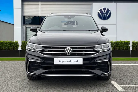 DX72ZVL Volkswagen Tiguan Allspace 1.5 TSI R-Line 5dr DSG ⭐1 Year VW Warranty⭐ Thumbnail #6