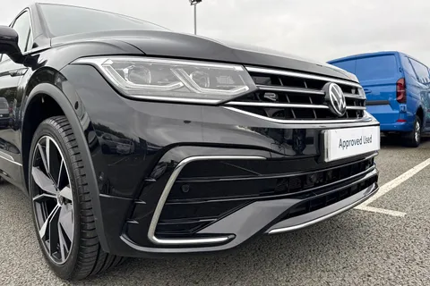 DX72ZVL Volkswagen Tiguan Allspace 1.5 TSI R-Line 5dr DSG ⭐1 Year VW Warranty⭐ Thumbnail #9