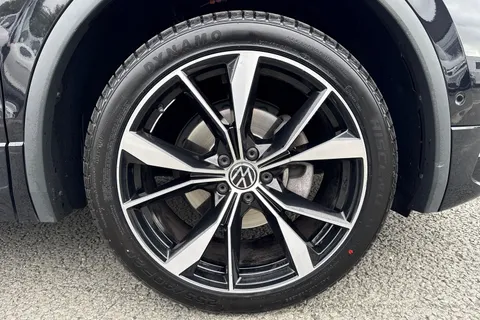 DX72ZVL Volkswagen Tiguan Allspace 1.5 TSI R-Line 5dr DSG ⭐1 Year VW Warranty⭐ Thumbnail #10