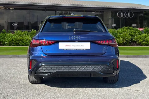 PJ25UKT Audi A3 Black Edition 35 TFSI  150 PS S tronic Thumbnail #5