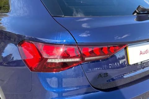 PJ25UKT Audi A3 Black Edition 35 TFSI  150 PS S tronic Thumbnail #8