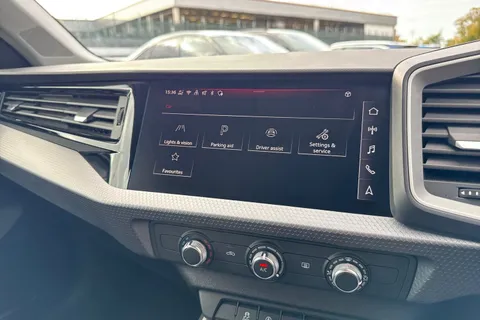 DK25VKR Audi A1 Sport 25 TFSI  95 PS 5-speed Thumbnail #38