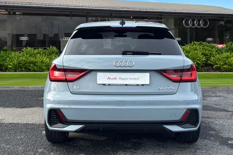 PY23GZH Audi A1 Black Edition 35 TFSI 150 PS S tronic Thumbnail #5